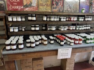 4M Vineyards Jellies Selection – homemade Concord grape and seasonal fruit jellies crafted in St. James, Missouri.