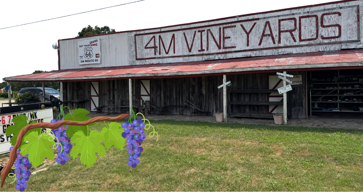 Front view of the 4M Vineyards country store, welcoming visitors to shop local wines, grapes, and homemade goods.